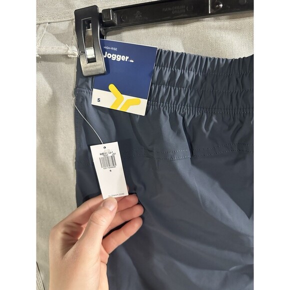 NWT Old Navy High Waisted Sleek Joggers Go Dry Gray Size Small - Picture 7 of 9
